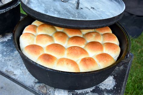 easy dutch oven bread recipes alisons pantry delicious living blog