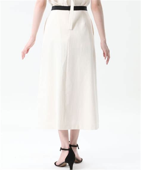 maglie le cassetto（マーリエ ル カセット）の「《maglie par ef de》セミフレアスカート（スカート）」 wear