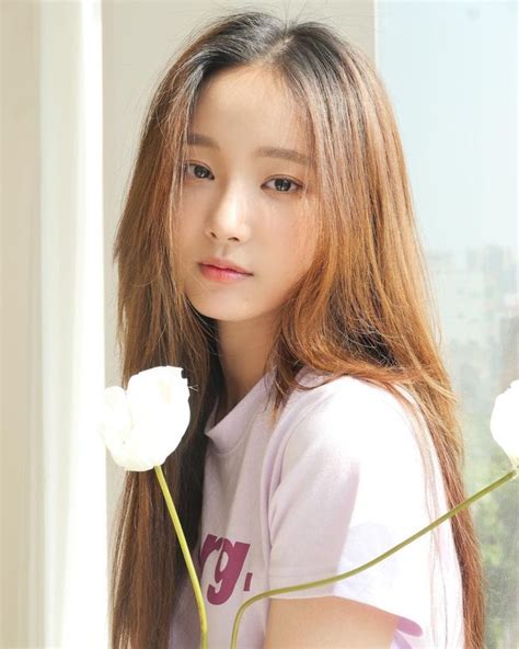 Former Momoland Member Yeon Woo Has Been Officially Cast