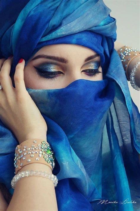 Pin By Sahenshah On Veils Beautiful Eyes Arab Beauty