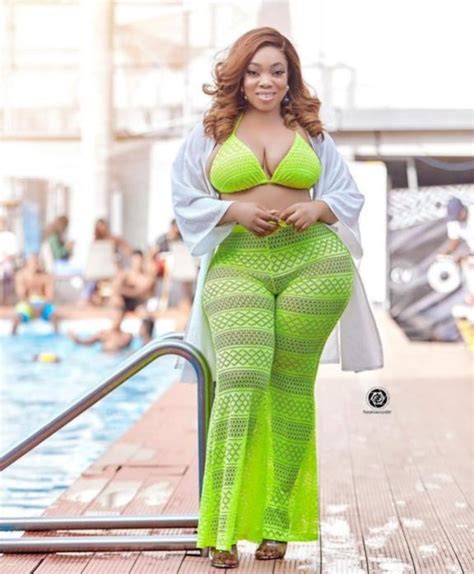 [photos] see the sexy photos moesha boduong shared on ig that got