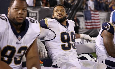 Eye Popping Stat Shows How Often Aaron Donald Gets Double Teamed