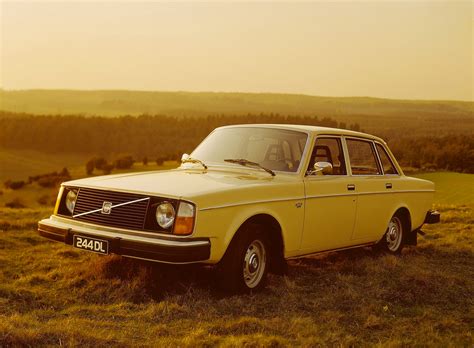 iconic volvo     years  carscoops