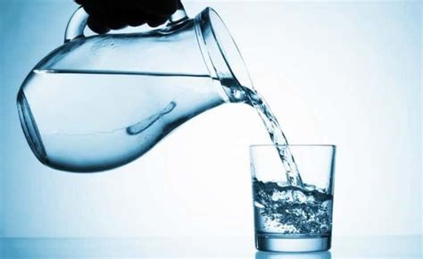 3 أوقات شرب الماء فيها يفتك بالدهون وينقص الوزن البيان
