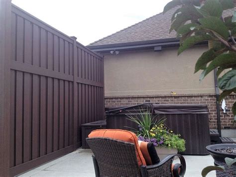 Trex Seclusions Fencing As Privacy Screen For Hot Tub Trex Fencing Fds