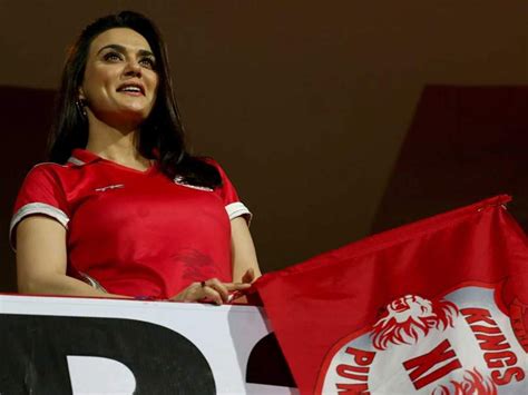 Ipl 2018 Preity Zinta Caught Saying Very Happy” After