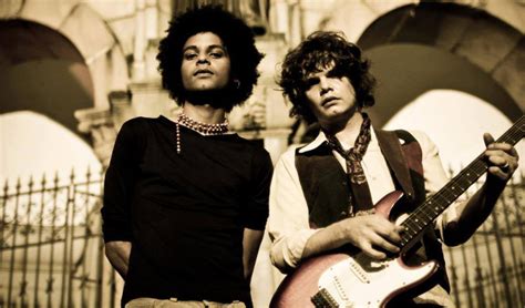 new music brazilian psych blues duo mescalines lives up to their