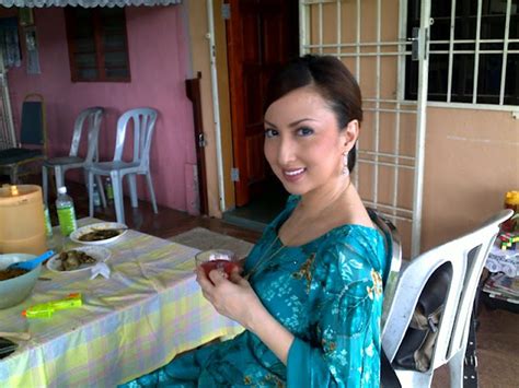 jidou kouen 児童公園 maria farida malaysia s hot milf actress