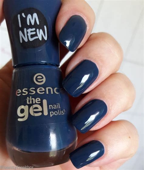 essence the gel nail polish 78 royal blue essence