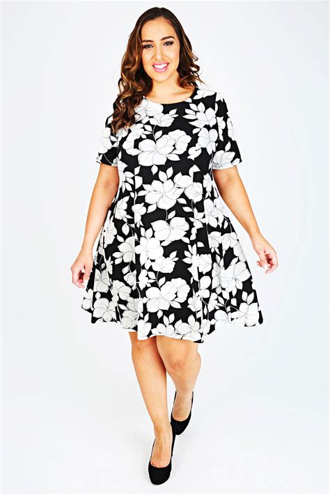 Monochrome Floral Print Swing Dress Plus Size Plus Size 14 16 18 20 22