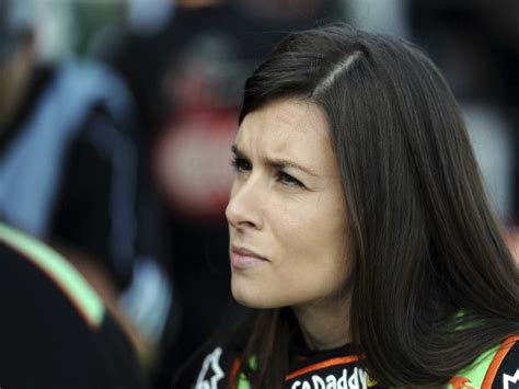 Danica Patrick La Bella Entre Las Bestias Atracción360