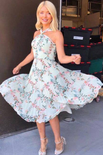 holly willoughby outfit today holly wears mint green