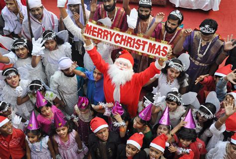 photo gallery  christmas festival  delhi explore christmas
