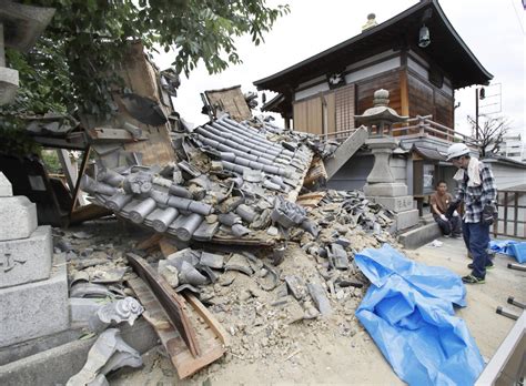 foto zemetrasenie  meste osaka  vyziadalo mrtvych  desiatky zranenych aktualizovane sitask