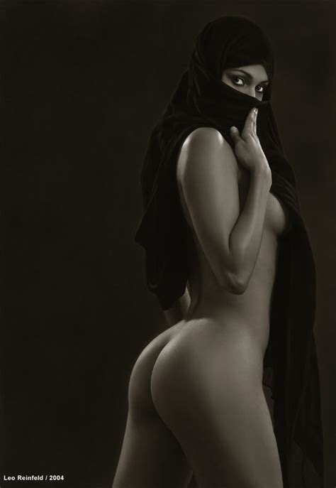 nude share ass niqab