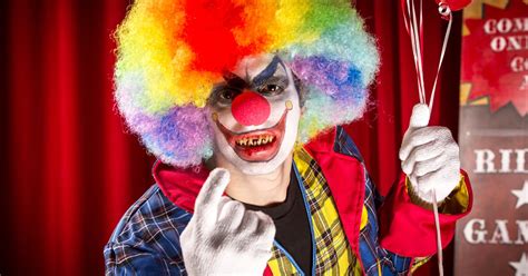 ‘killer clown reports terrorizing people across the country
