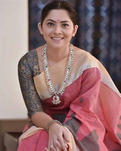 Beautiful Actress Sonalee Kulkarni Marathiactress Sonaleekulkarni