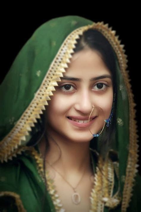 Unseen Without Makeup Pictures Of Young Pakistani Actresses – Style Pk