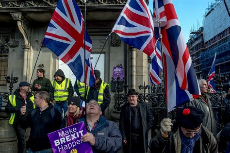 problem   deal  brexit supporters embraced  cliff edge   york times