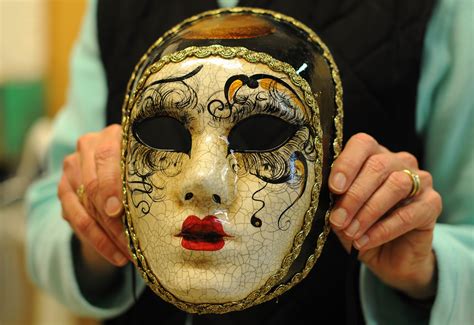 art  venetian masks   carnival  venice craftsmanship
