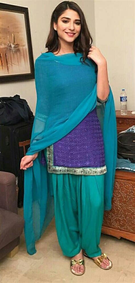 ramsha khan everything tradition and elegant in 2019 pakistani actress pakistani pakistan
