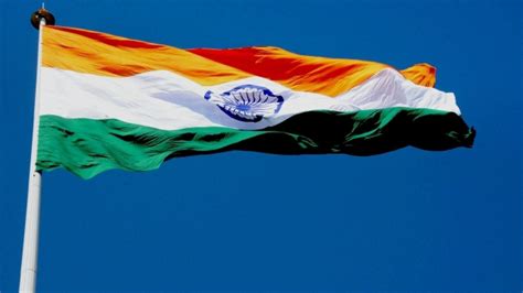 tallest tricolour wont  hoisted  home ministry  expert advice