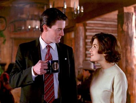 Happy 30th Anniversary ‘twin Peaks ’ Go Down The Rabbit Hole The