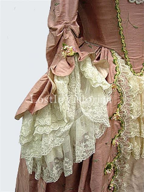 Gorgeous 18th Century Marie Antoinette Rococo Dress Ladies