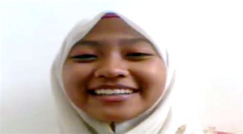 Bokep Indo Jilbab Pesantren Mesum Sama Pacarnya Pepek