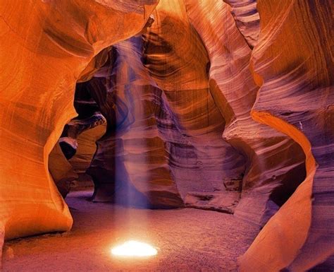 amazing view inside antelope canyon monument valley 10