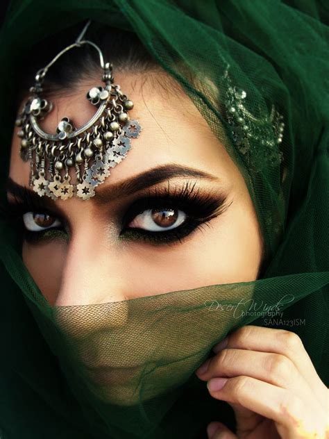 pin by ayisha on hijabstyl3حجاب arabian women arabic eyes stunning eyes