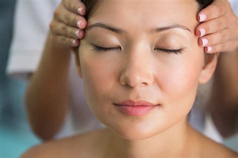 indian head massage amethyst holistic training