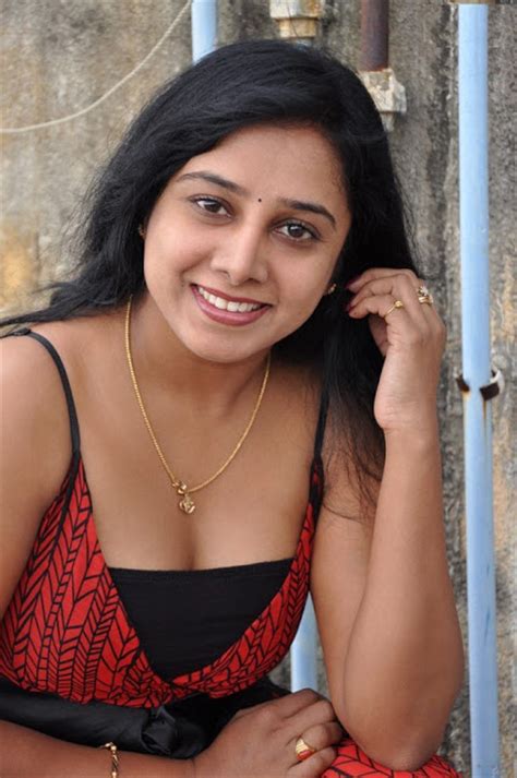 Latest Film News Online Actress Photo Gallery Hot