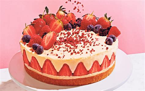 White Chocolate Cheesecake With Summer Fruits Recipe