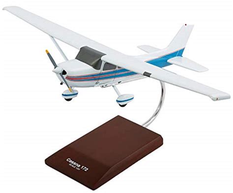 buy mastercraft collection cessna model  skyhawk single engine airplane plane model scale