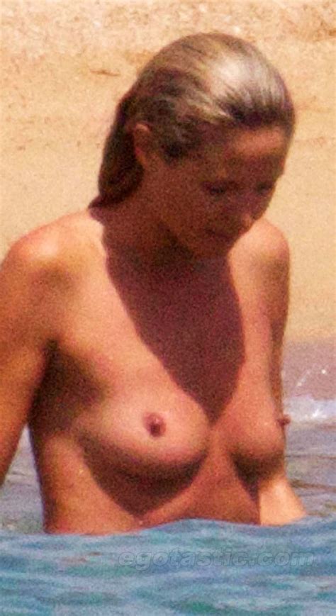 heidi klum fucking sexy and hot paparazzi topless photos on beach pichunter