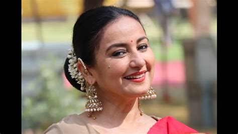 Divya Dutta Takes A Dig At Media For Labelling Her As Supporting Actor