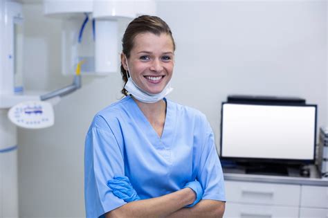 How To Become A Dental Assistant 5 Simple Steps