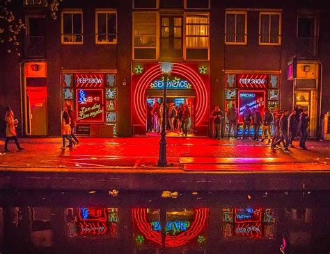 amsterdam red light district stories from a sex workeramsterdam red