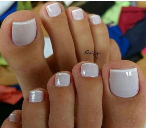 pin by lisa rodriguez on beauty in 2020 white toe nail polish simple