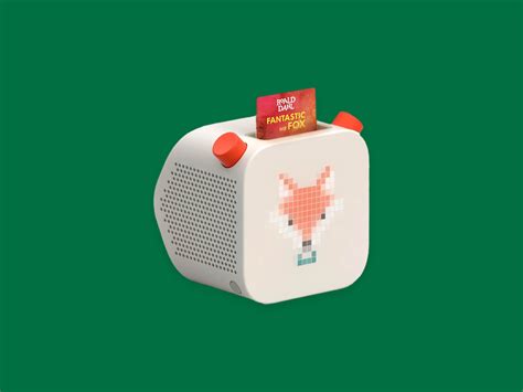 yoto player review  cute cube shaped kids speaker wired