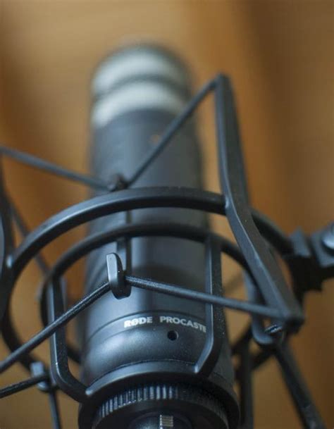 review rode procaster  versatile dynamic broadcast microphone macprovideocom