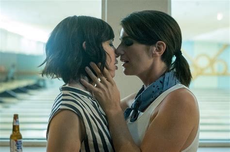 the best and steamiest sex scenes between women in tv and film this year kitschmix