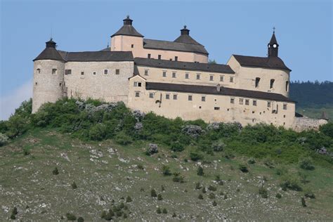 krasna horka castle slovakia miraterra