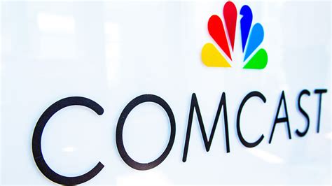 comcast opens    xfinity wifi hotspots  aid residents  emergency personnel