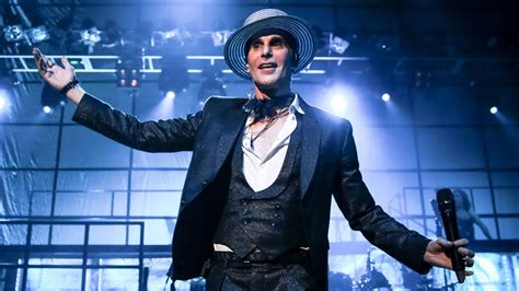 jane s addiction ‘as great as guns n roses says perry farrell louder