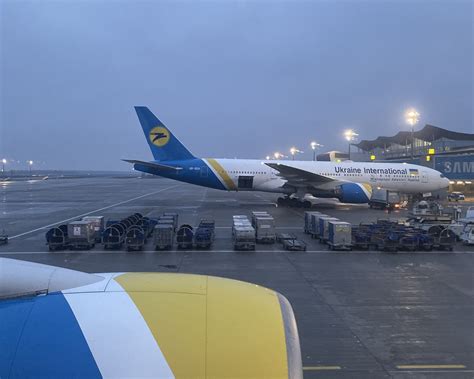 review  ukraine international flight   york  kiev  economy