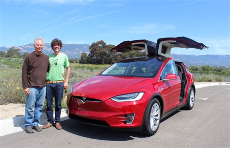 5 Reasons Tesla Model X Primed To Dominate Premium Suv