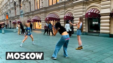 🔥🔥🔥 Hot Russian Girls Dancing In The Street Walking Around Moscow 🇷🇺