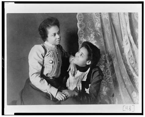 Beautiful Photographs Of Proud Lesbian Couples From The